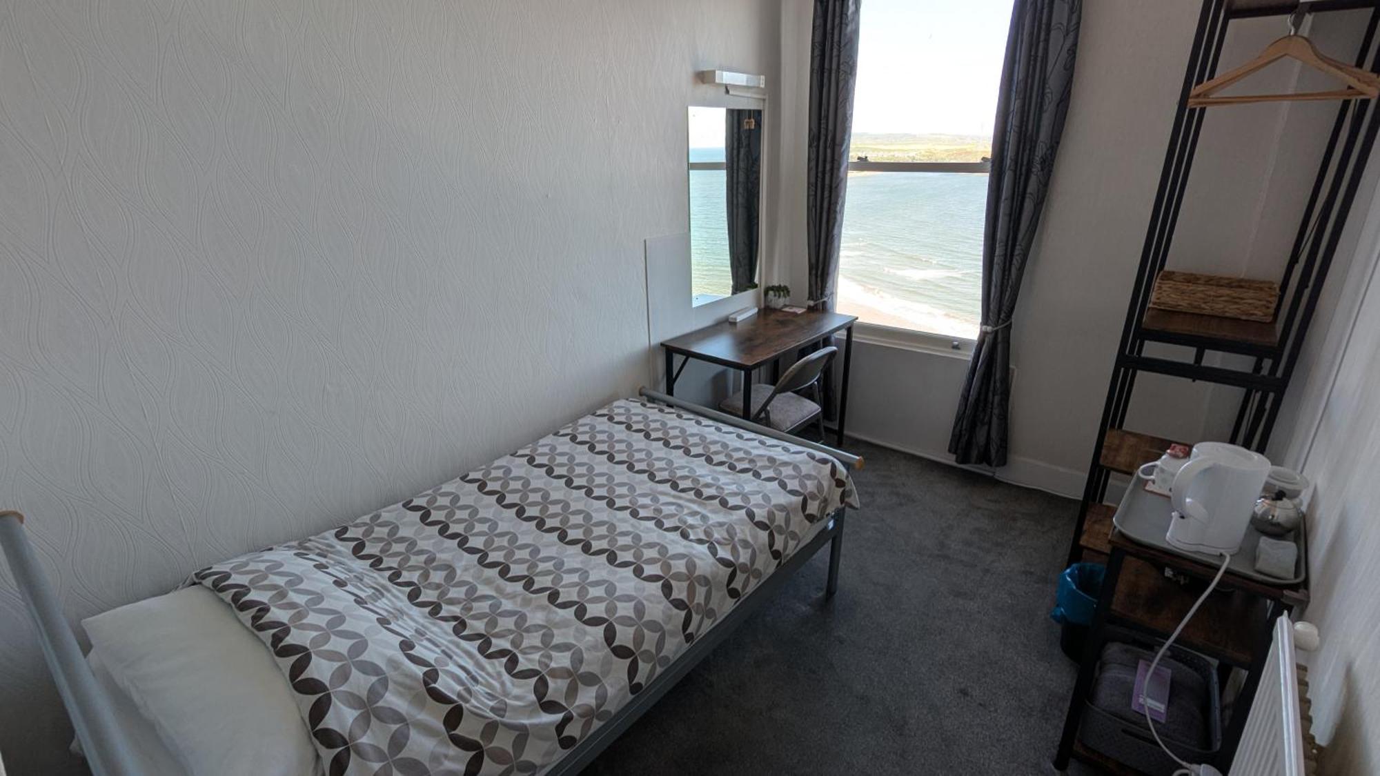 Areawest Hostel