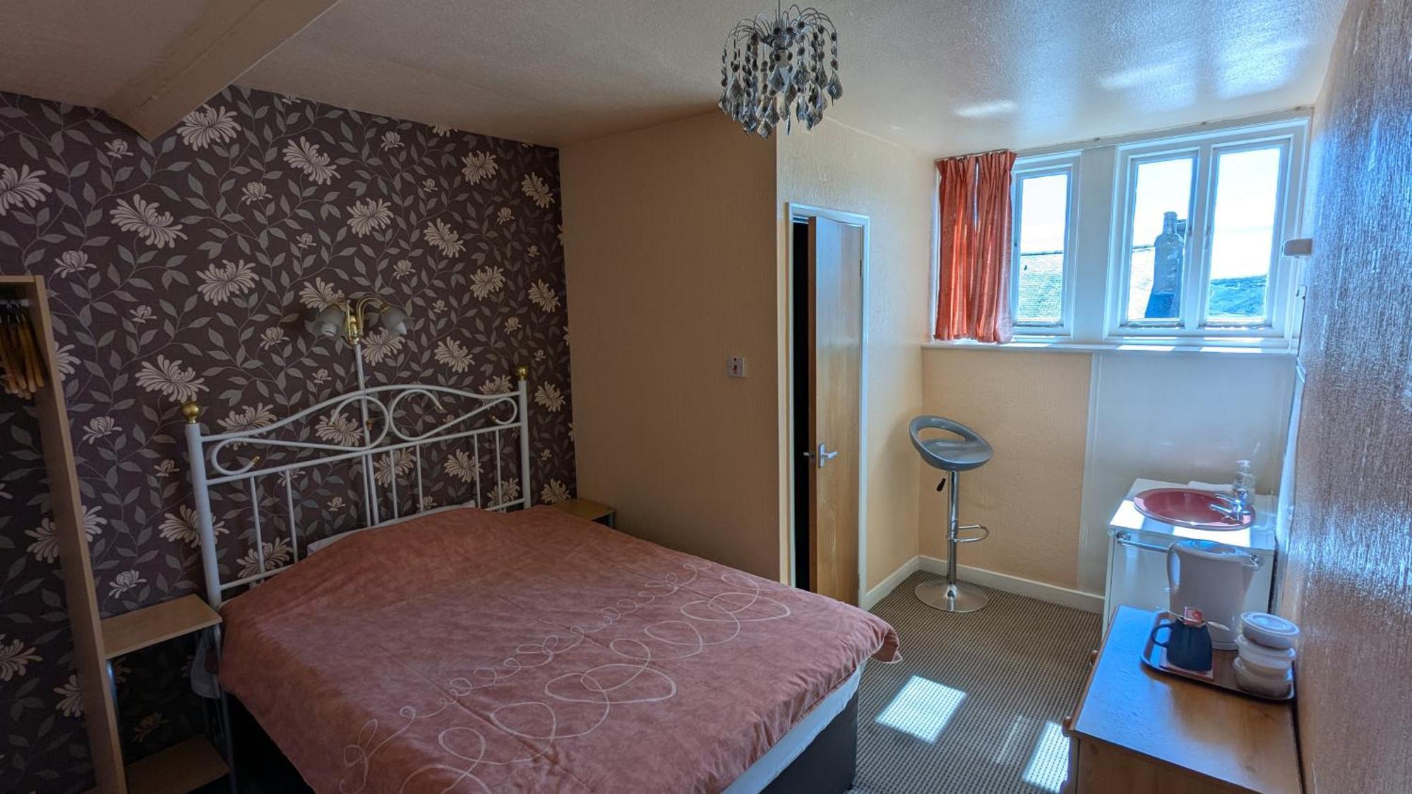 Hostel Areawest
